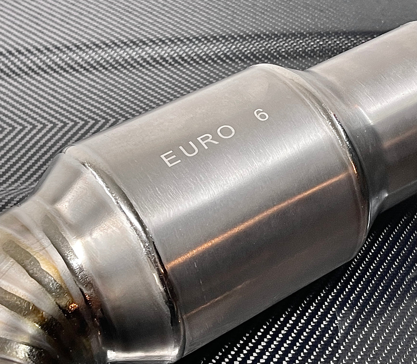 EURO 6 titanium lightweight catalysts pipe by Aerie performance
