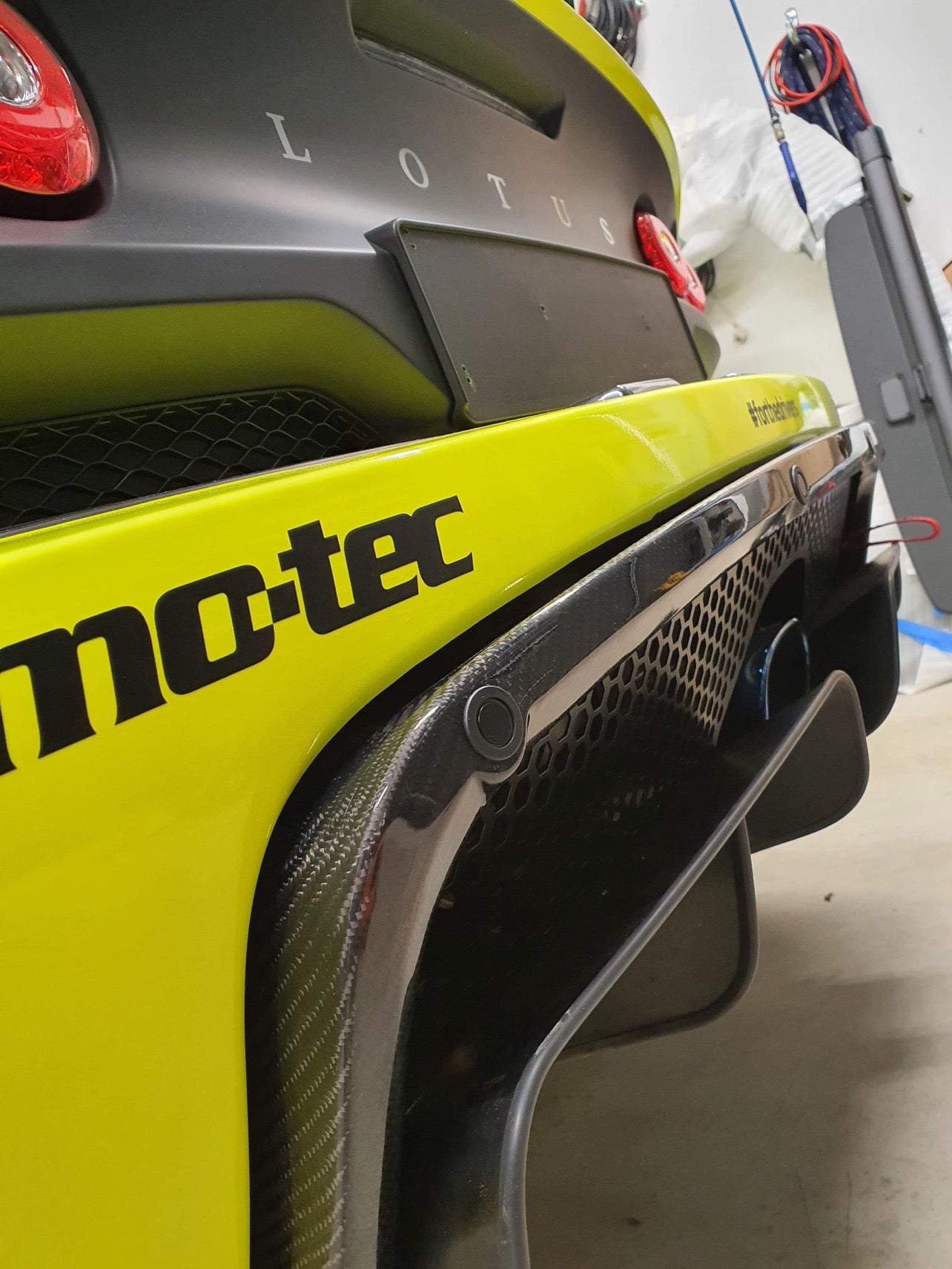 Lotus Exige V6 Carbon Fibre Rear Diffuser Finisher