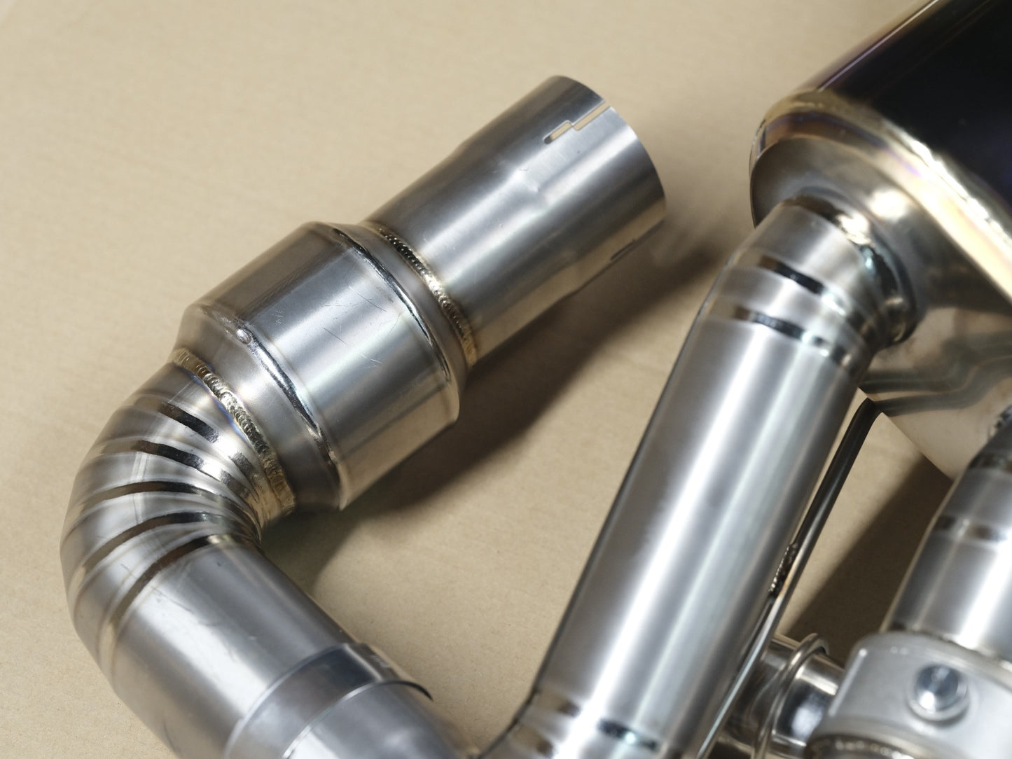 Titanium lightweight high flow sport catalyst down pipe